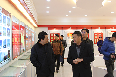 福建省知識產(chǎn)權(quán)局林伯德局長一行蒞臨虹潤公司開展知識產(chǎn)權(quán)工作調(diào)研