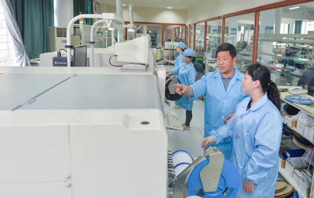 閩北日?qǐng)?bào)2020年12月11日?qǐng)?bào)道：苦練“內(nèi)功”！閩北這家企業(yè)不斷增強(qiáng)核心競(jìng)爭(zhēng)能力